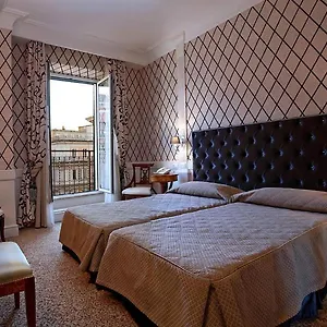 **** Hotel Boutique Trevi Italien