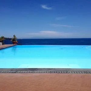 Santa Tecla Palace מלון אסראלה